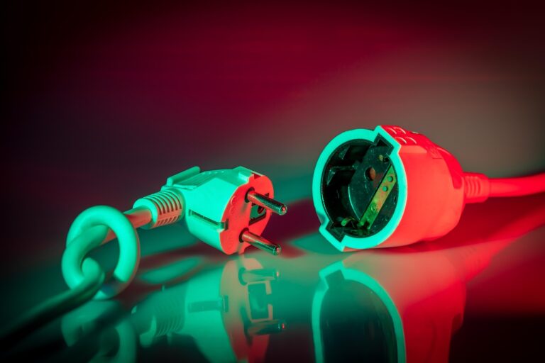 Como proteger seu hardware contra quedas de energia.